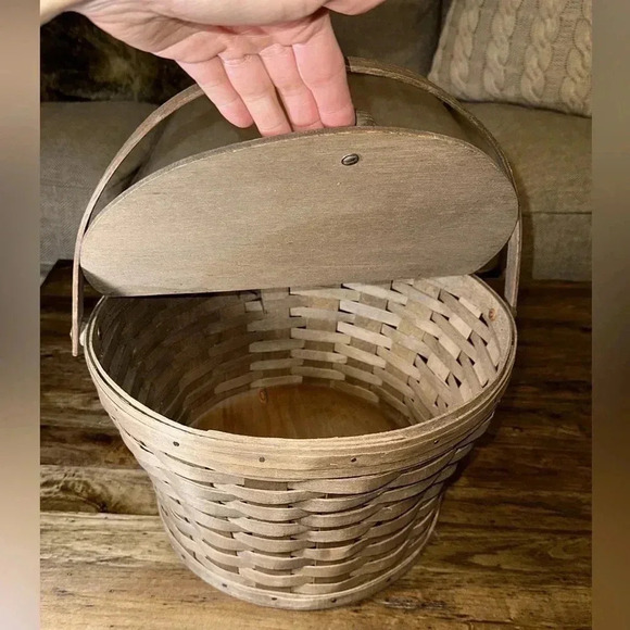 1986 Vintage Longaberger Handwoven Storage Basket Swing Handle Hinged Lid Rare - Picture 11 of 16